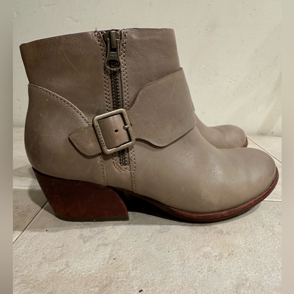 Kork-Ease Ankle bootie, women’s size 7.5 - Picture 1 of 6